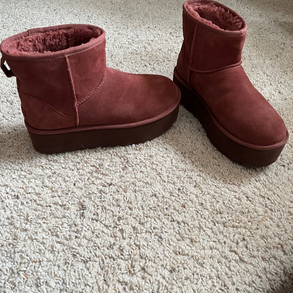 UGG Platform Mini - image 4